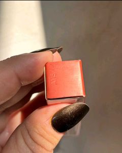 MAC locked kiss lipstick shade 69 Sophistry