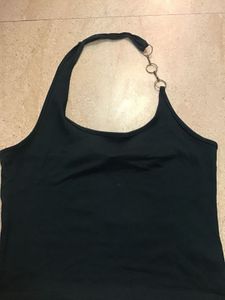 Stylish Ring Detail Crop Top