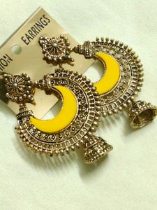 chaand Bali Jhumka Earrings
