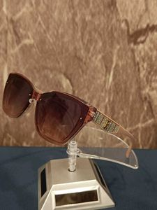 Stylish Women's Sunglasses
