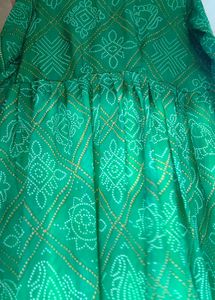 Beautiful Green Bandhani Print Kurta