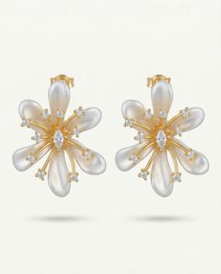 Floral Pearl 18K Gold Plated Anti Tarnish Earrings