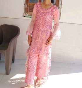 Elegant Pink Embroidered Kurta Set