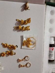 set of earings &amp; studs for only rs 25 each