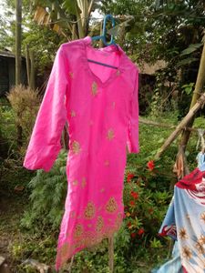 Vibrant Pink Lace Ethnic Skirt