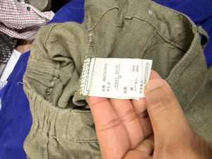 Uniqlo Olive Linen Baggy Pants