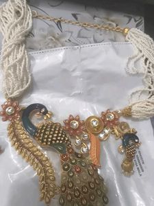 Elegant Peacock Design Necklace