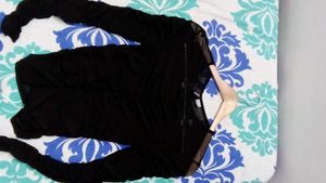 Sheet Black Fitted Top