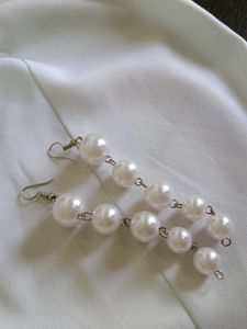 Chic Pearl Dangle Earrings