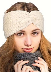 cozy twisted knot knit headband 📌
