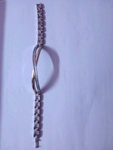 Elegant Gold-Tone Crystal Bracelet