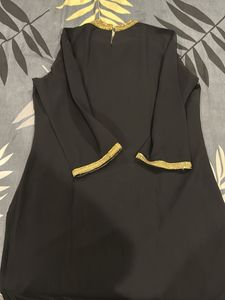 Elegant Black Embroidered Kurta