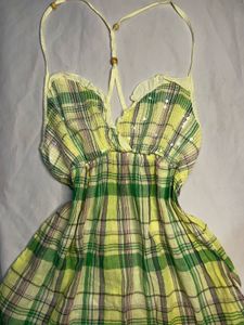Chic Plaid top