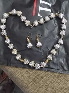 Vintage Silver Tone Necklace & Earrings Set