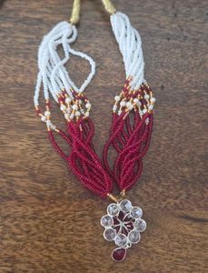 Red &amp; White Beaded Necklace SS925 pendant