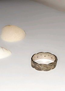 Elegant Ring Set – 3 Pieces✨️