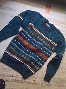 Vintage Patterned Knit Sweater new not used once