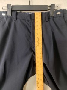 Men's Dark Blue Shorts With Waist Tighteners