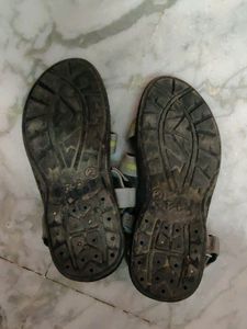 Flotters In Good Condition For 6-7 Years Old Kids