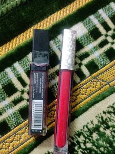 HUDA &amp; Matte Me Lip Creams