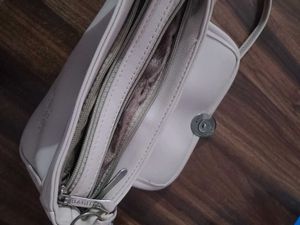Chic Cream Crossbody Bag