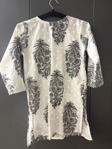 Elegant Printed Kurta