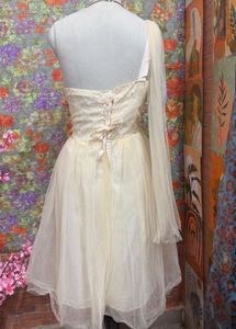3 for 999 Elegant Cream One-Shoulder Tulle Dress