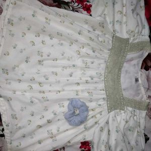 Cute Floral Puff Sleeve Top
