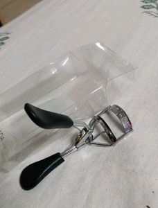 Faces Canada Eyelash Curler