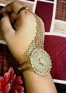 Elegant Hand Harness with Ring