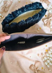 🆕Chic Metallic Gold Pouch Combo