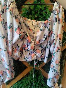 Floral Print Smocked Crop Top