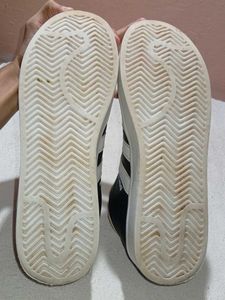 Adidas Superstar Sneakers