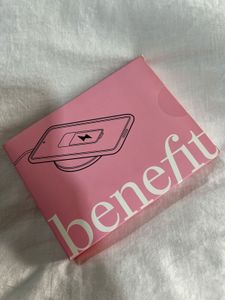 Benefit Wireless Charger  Set