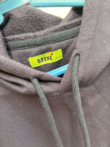Basic Black Hoodie (Unisex) – Everyday Essential