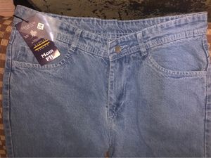 Brand New Jeans Mom Fit
