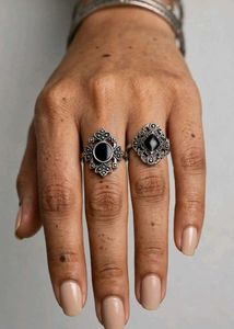 Vintage Black Stone Rings Set