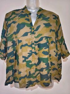 Stylish Camo Print V-Neck Top
