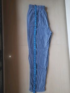 Stylish Blue Jeans👖getting only 90 rs from thi