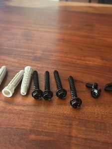 4 Set Of Screws- A Class Quality Top Notch