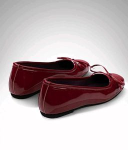 Shiny Red Bow Ballerina Flats