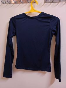 fitted full sleeve top