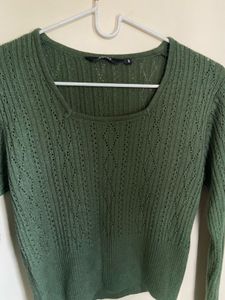 Green Cropped Knit Top