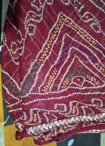 Maroon Bandhani Saree