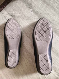 Elegant Black Ballet Flats