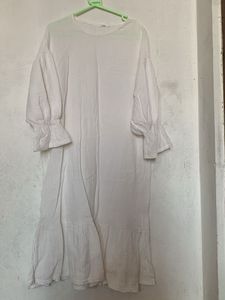 Muslin Flowy White Midi Dress