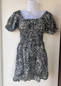 H&amp;M Patterned dress