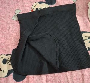black skirt
