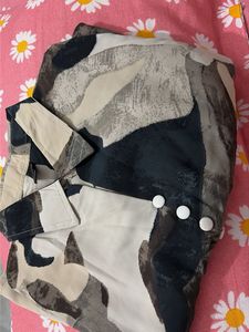Abstract Print Button-Up Blouse