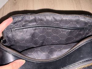 Chic Quilted Black Crossbody Bag with Scarf Accent